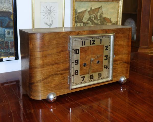 Stodola.cz - Clock