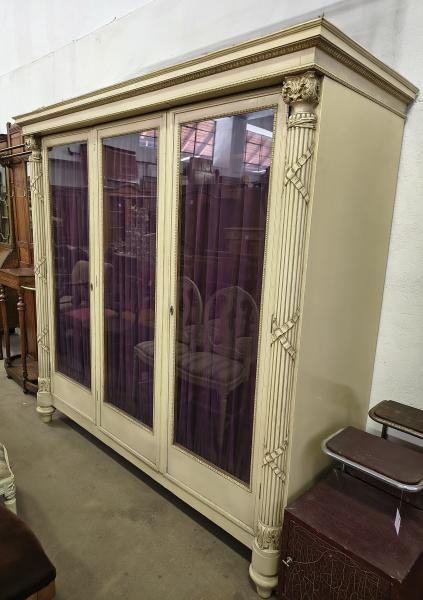 Stodola.cz - Skříň