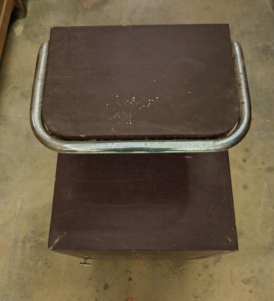 Stodola.cz - Noční stolek